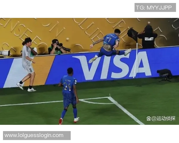 英超激战曼城大胜尤文图斯神奇扑救引发争议判罚热议